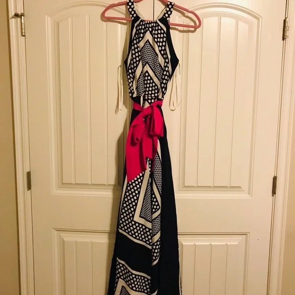 Maxi dress - Picture 2 of 7